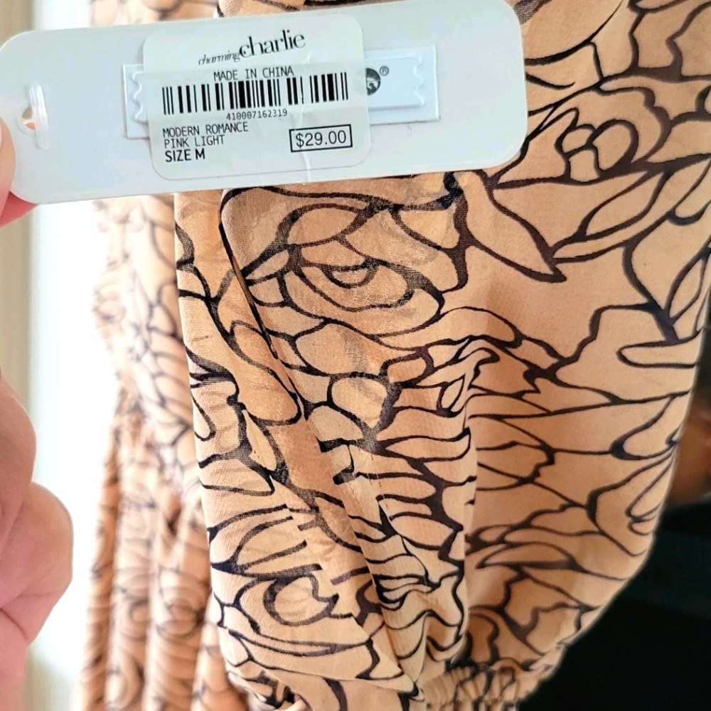 Dress - Picture 3 of 7